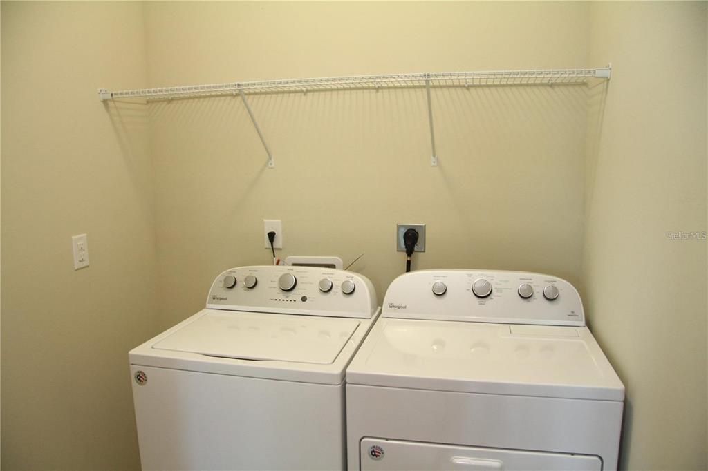 For Rent: $2,250 (3 beds, 2 baths, 1528 Square Feet)