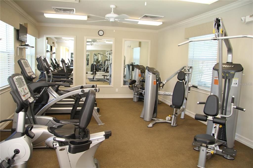 For Rent: $2,250 (3 beds, 2 baths, 1528 Square Feet)