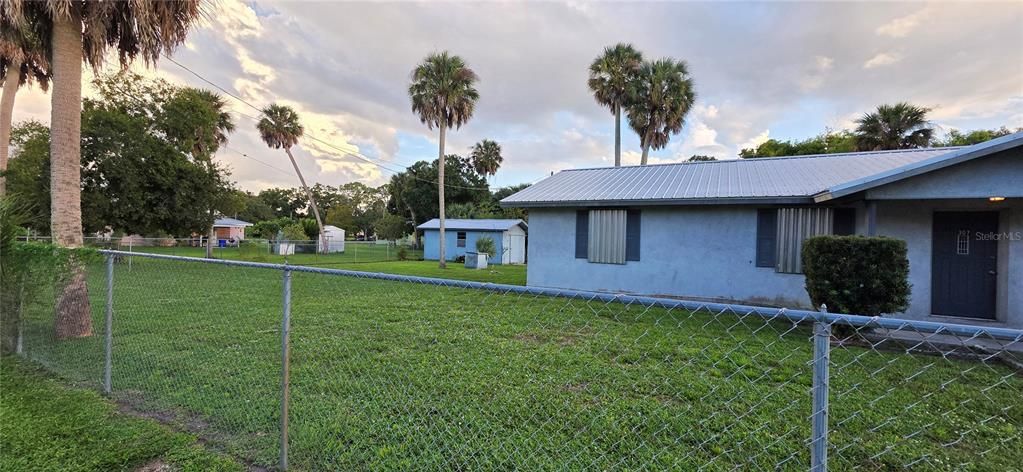 待售: $319,000 (2 贝兹, 2 浴室, 1407 平方英尺)