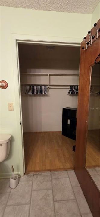 待售: $319,000 (2 贝兹, 2 浴室, 1407 平方英尺)