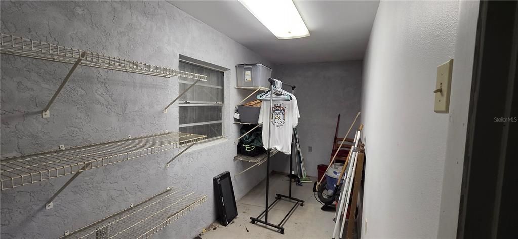 待售: $319,000 (2 贝兹, 2 浴室, 1407 平方英尺)