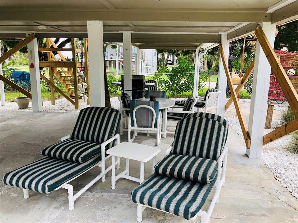 待售: $497,000 (2 贝兹, 1 浴室, 720 平方英尺)