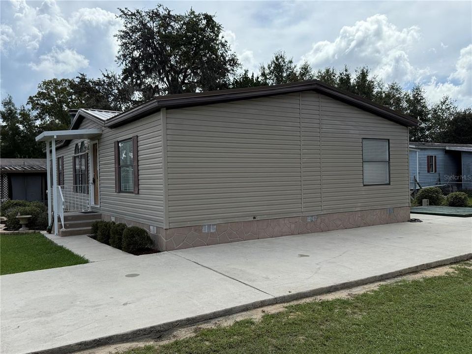 En Venta: $192,000 (3 camas, 2 baños, 1350 Pies cuadrados)