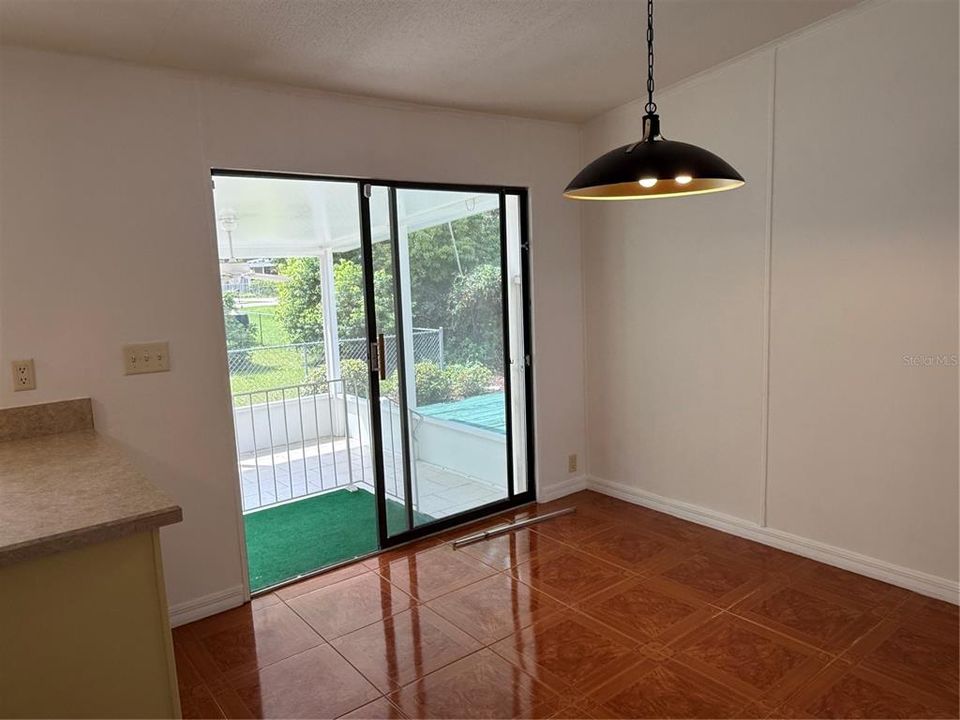 En Venta: $192,000 (3 camas, 2 baños, 1350 Pies cuadrados)