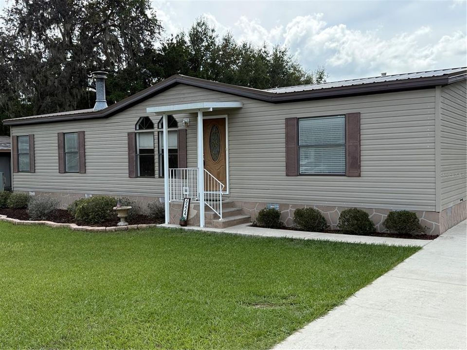 En Venta: $192,000 (3 camas, 2 baños, 1350 Pies cuadrados)