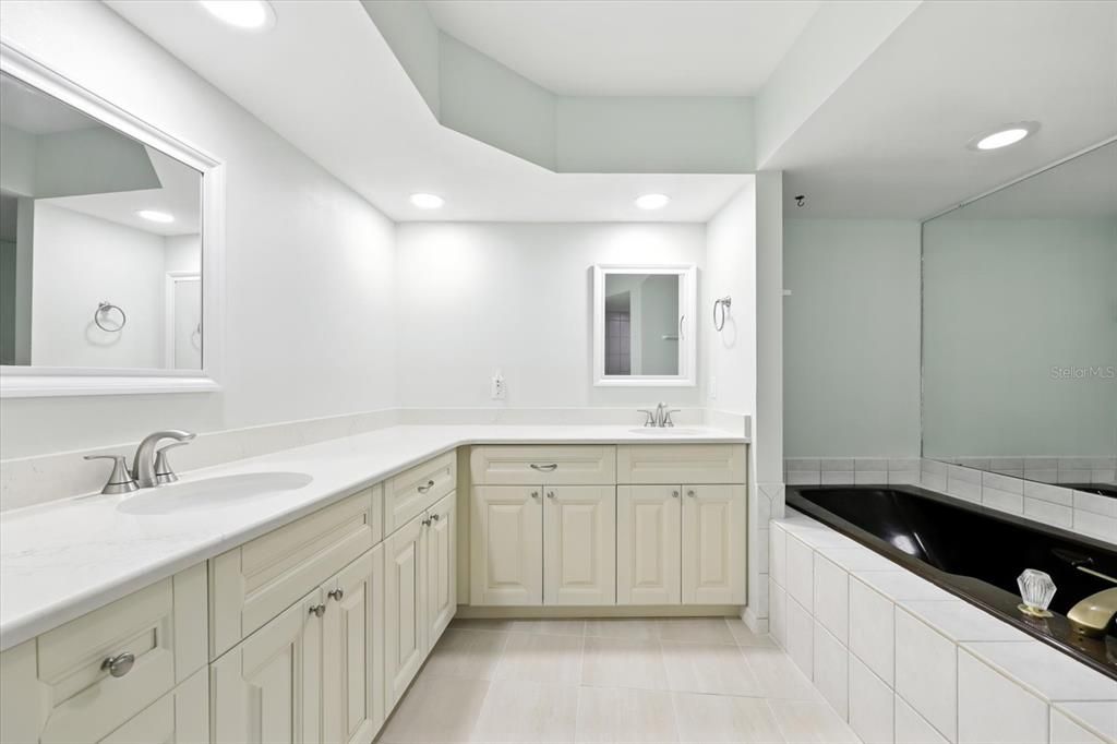 For Sale: $869,000 (4 beds, 3 baths, 3754 Square Feet)