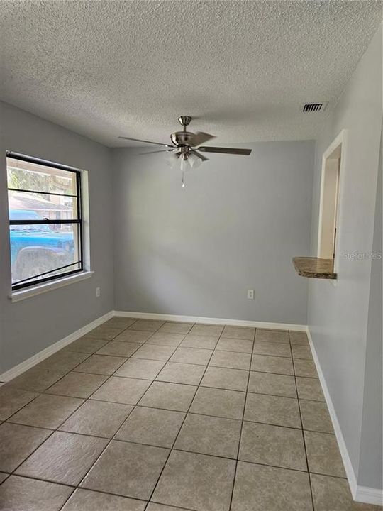 出租: $1,450 (2 贝兹, 1 浴室, 1000 平方英尺)