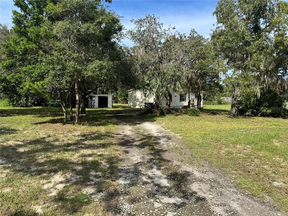 待售: $185,000 (3 贝兹, 2 浴室, 1040 平方英尺)