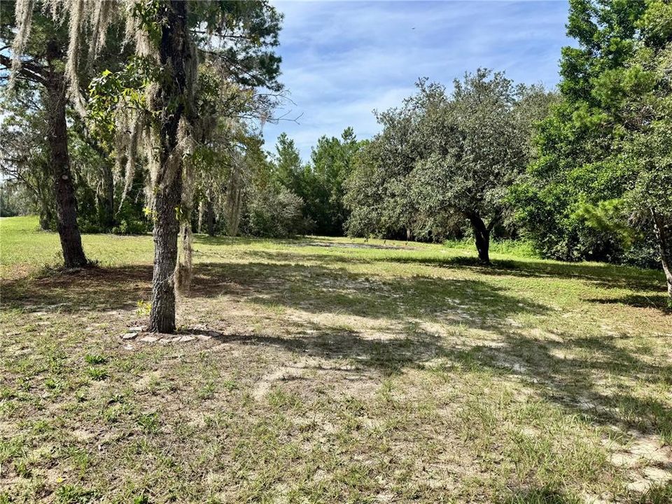 待售: $185,000 (3 贝兹, 2 浴室, 1040 平方英尺)