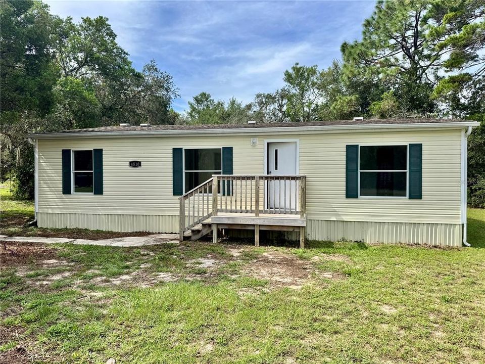 待售: $185,000 (3 贝兹, 2 浴室, 1040 平方英尺)