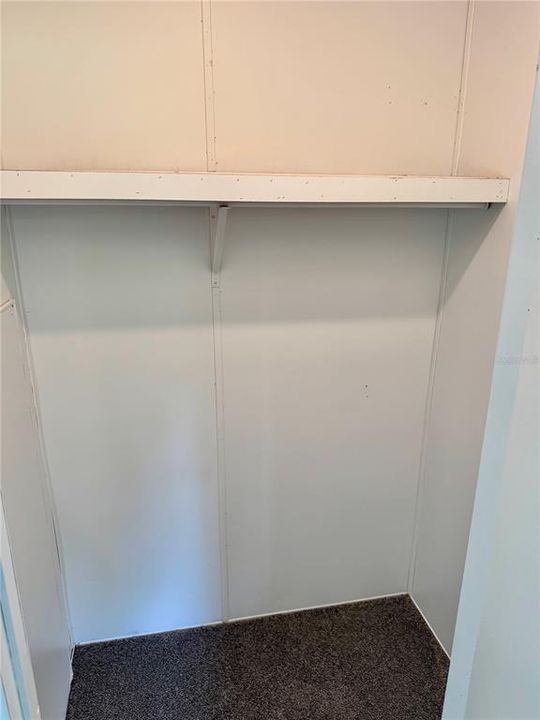 待售: $185,000 (3 贝兹, 2 浴室, 1040 平方英尺)