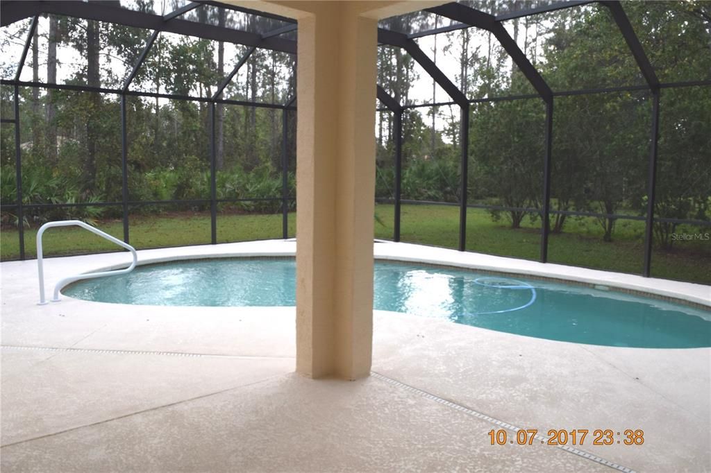 For Rent: $1,500 (1 beds, 1 baths, 724 Square Feet)