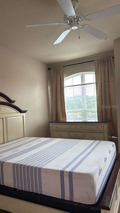 For Rent: $1,500 (1 beds, 1 baths, 724 Square Feet)