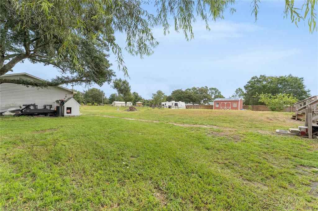 Active With Contract: $279,900 (3 beds, 2 baths, 1456 Square Feet)