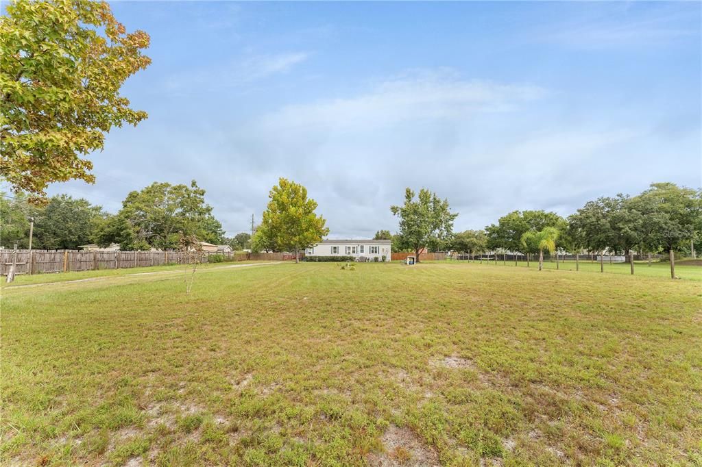 Active With Contract: $279,900 (3 beds, 2 baths, 1456 Square Feet)