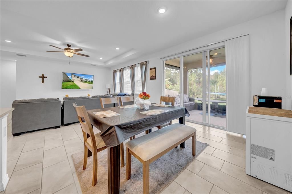 На продажу: $685,746 (4 спален, 3 ванн, 3313 Квадратных фут)