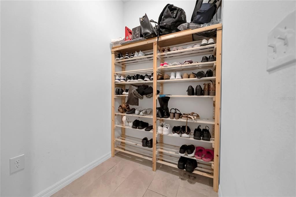 На продажу: $685,746 (4 спален, 3 ванн, 3313 Квадратных фут)