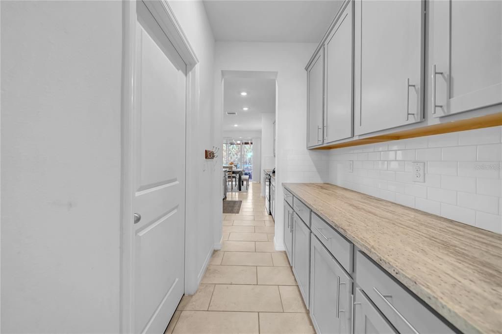 На продажу: $685,746 (4 спален, 3 ванн, 3313 Квадратных фут)