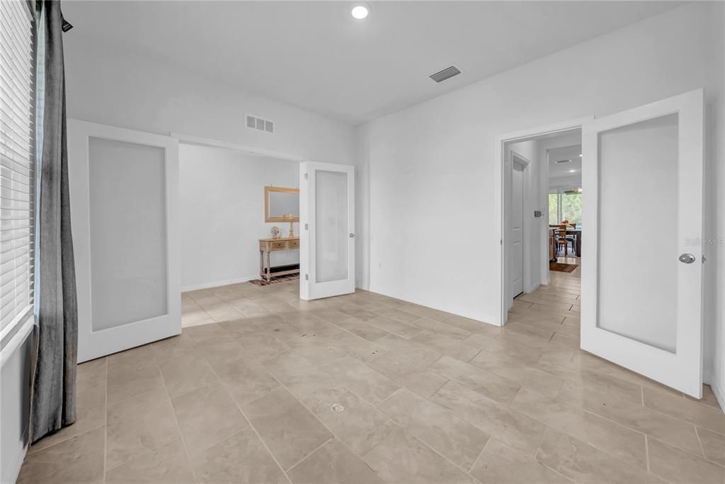 На продажу: $685,746 (4 спален, 3 ванн, 3313 Квадратных фут)