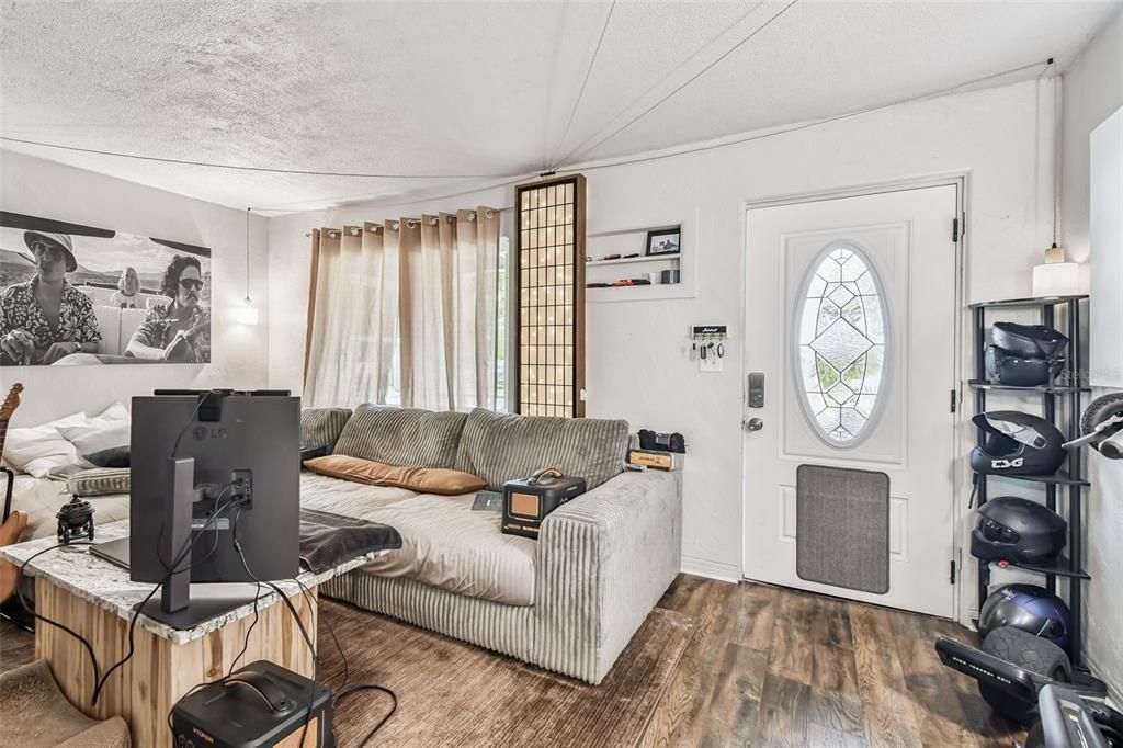 For Sale: $749,000 (5 beds, 0 baths, 2766 Square Feet)