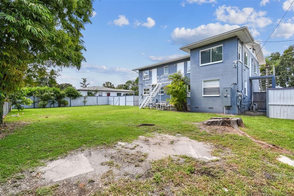 For Sale: $749,000 (5 beds, 0 baths, 2766 Square Feet)