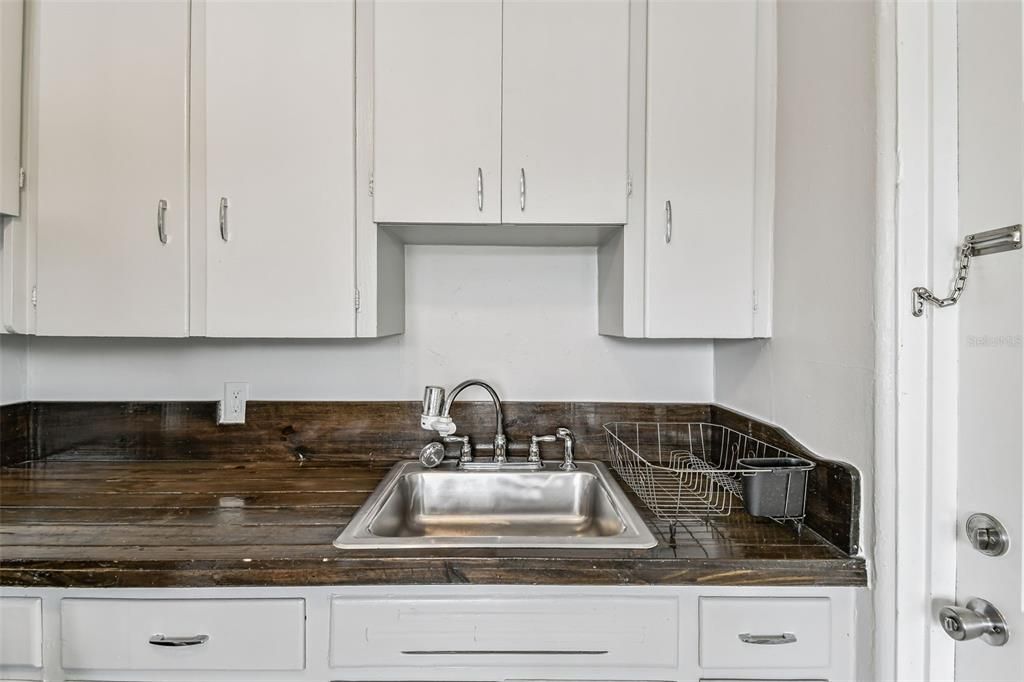 For Sale: $749,000 (5 beds, 0 baths, 2766 Square Feet)