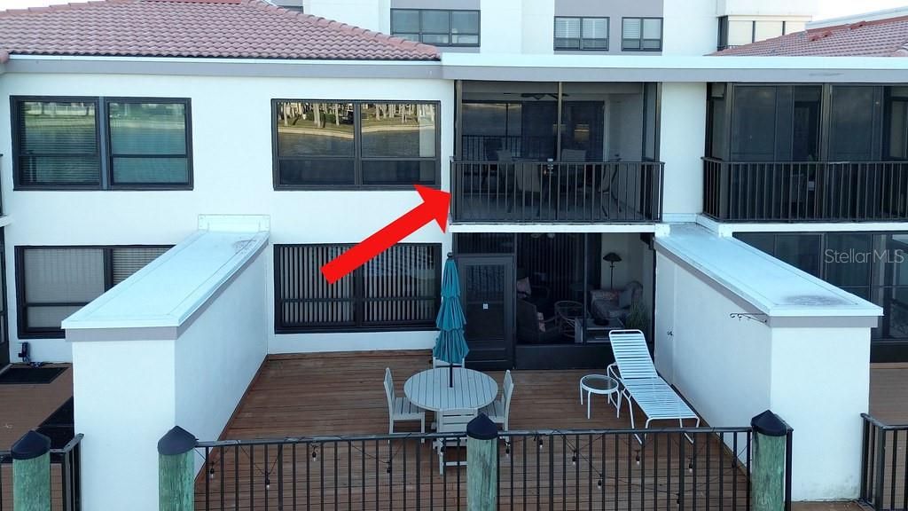 На продажу: $399,999 (2 спален, 2 ванн, 945 Квадратных фут)