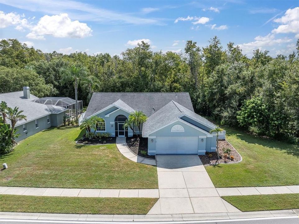 Под контрактом: $485,000 (3 спален, 2 ванн, 1932 Квадратных фут)