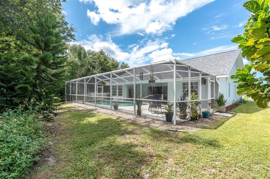 Под контрактом: $485,000 (3 спален, 2 ванн, 1932 Квадратных фут)