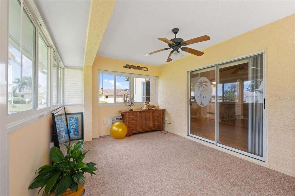 Active With Contract: $270,000 (2 beds, 2 baths, 1264 Square Feet)