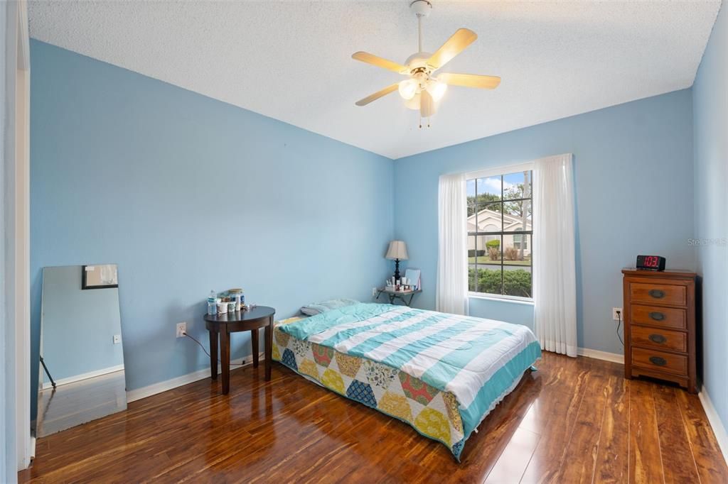 Active With Contract: $270,000 (2 beds, 2 baths, 1264 Square Feet)