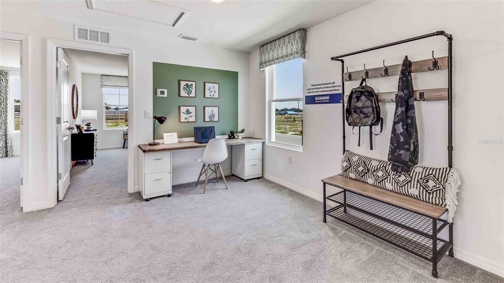 Activo con contrato: $399,990 (4 camas, 2 baños, 2305 Pies cuadrados)