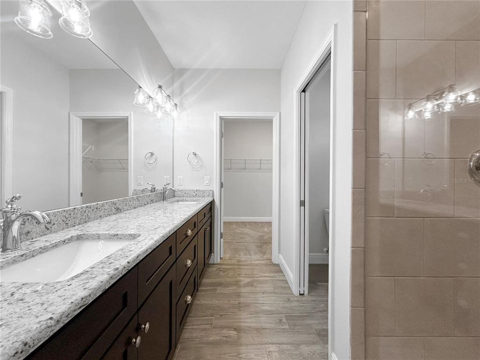 For Sale: $929,900 (4 beds, 3 baths, 2316 Square Feet)