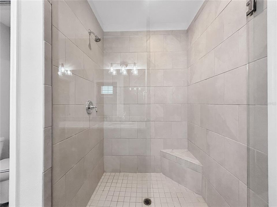 For Sale: $929,900 (4 beds, 3 baths, 2316 Square Feet)