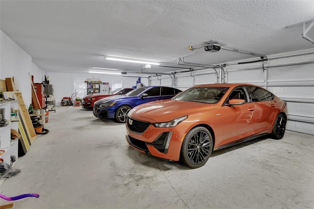 En Venta: $879,900 (5 camas, 3 baños, 3154 Pies cuadrados)