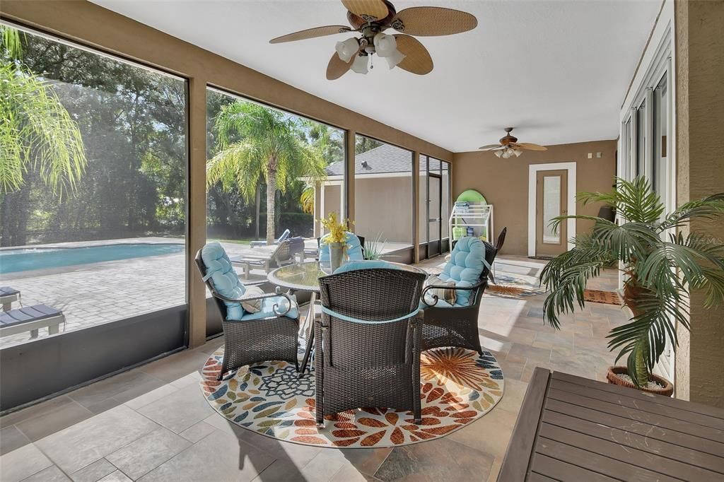 En Venta: $879,900 (5 camas, 3 baños, 3154 Pies cuadrados)