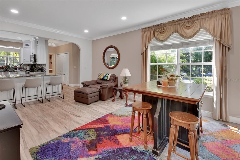 En Venta: $879,900 (5 camas, 3 baños, 3154 Pies cuadrados)