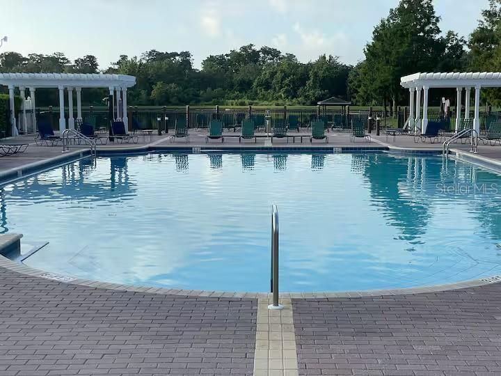 For Sale: $297,000 (4 beds, 3 baths, 1470 Square Feet)