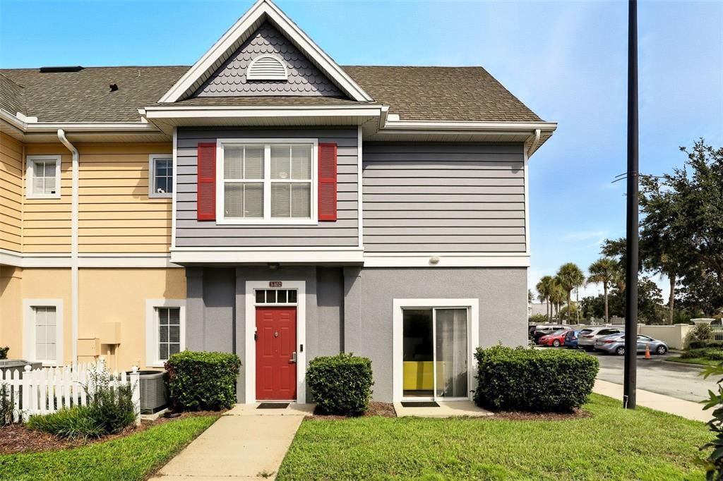 For Sale: $297,000 (4 beds, 3 baths, 1470 Square Feet)