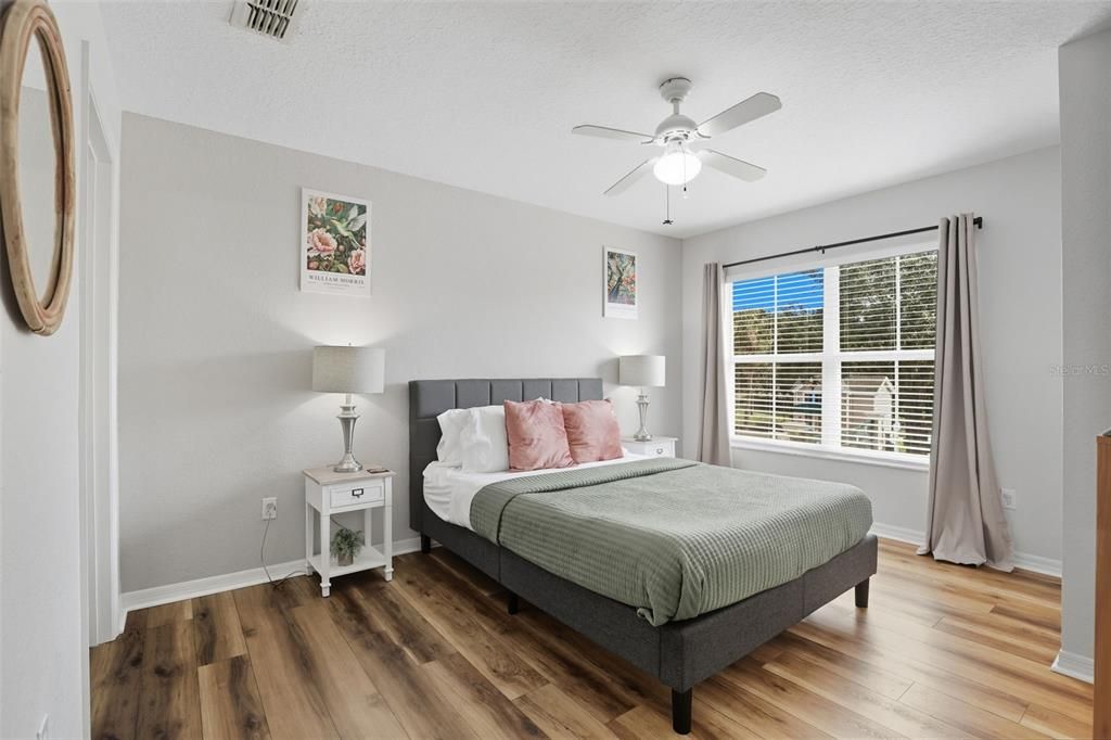 For Sale: $297,000 (4 beds, 3 baths, 1470 Square Feet)