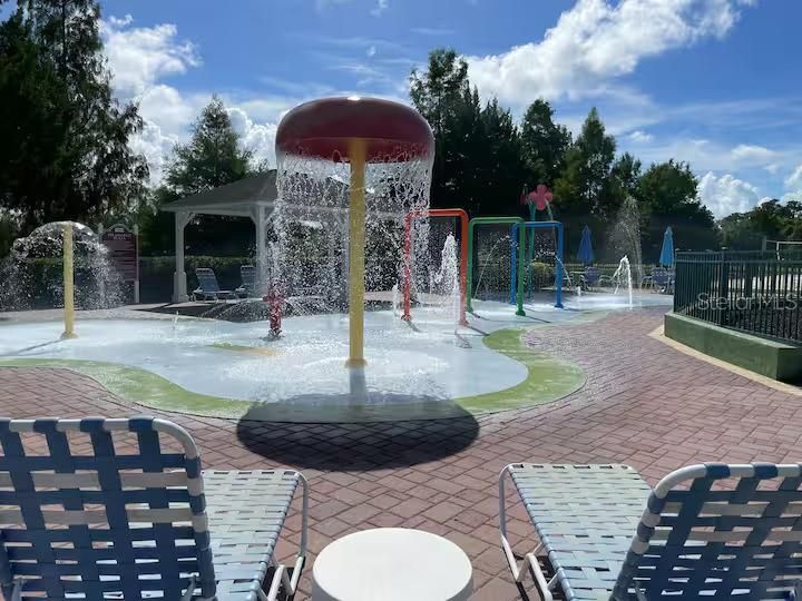 For Sale: $297,000 (4 beds, 3 baths, 1470 Square Feet)