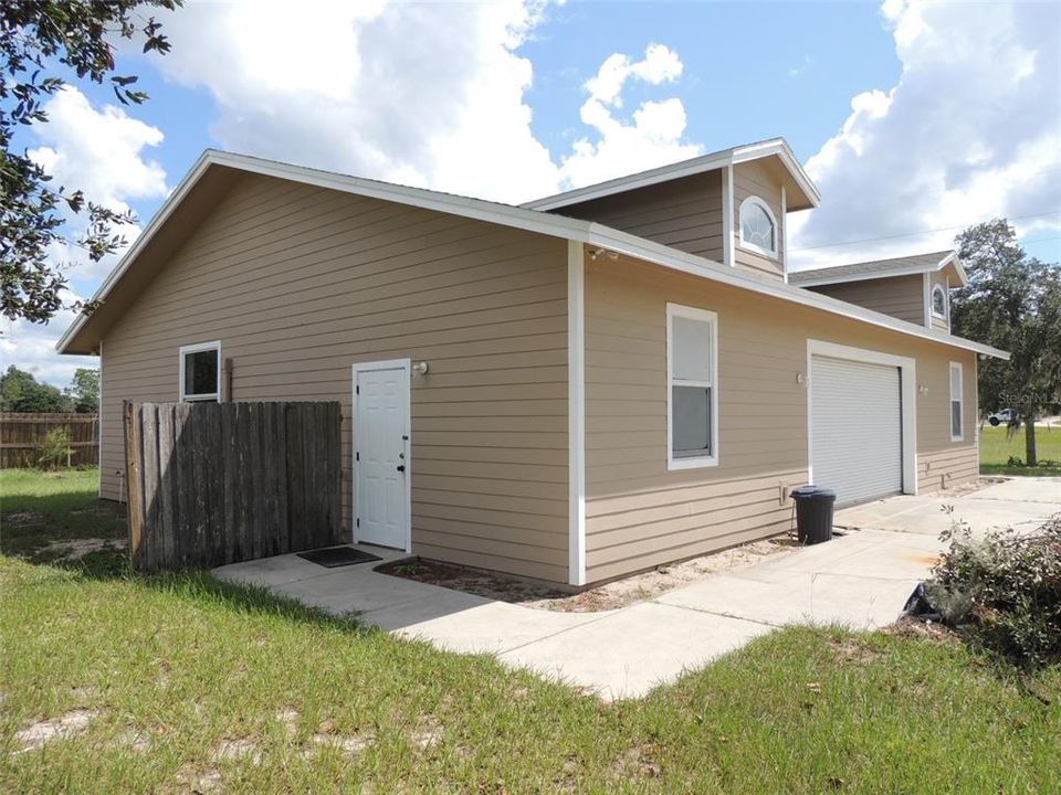 For Sale: $345,000 (1 beds, 1 baths, 480 Square Feet)