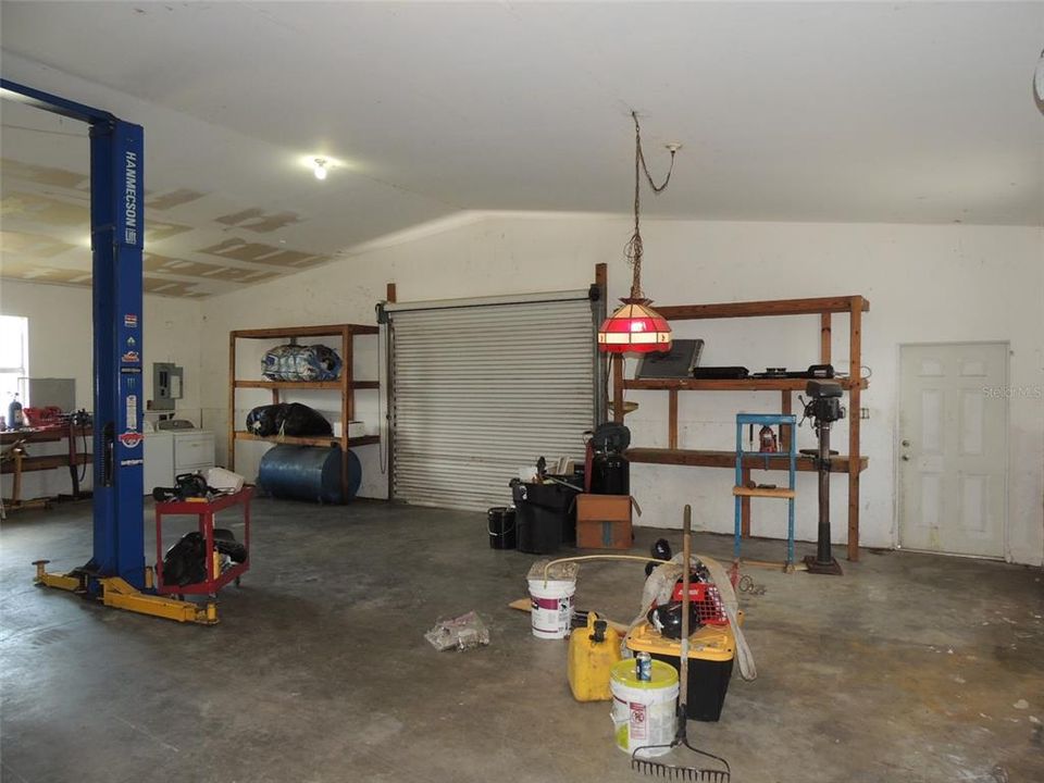 For Sale: $345,000 (1 beds, 1 baths, 480 Square Feet)