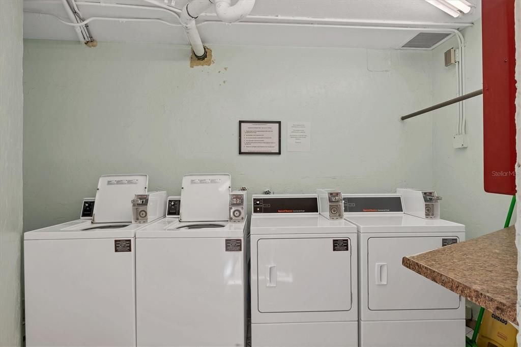 待售: $149,000 (1 贝兹, 1 浴室, 633 平方英尺)