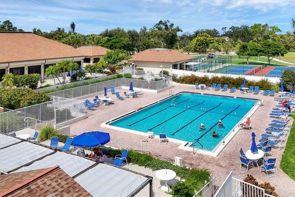 待售: $149,000 (1 贝兹, 1 浴室, 633 平方英尺)