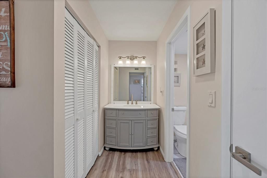 待售: $149,000 (1 贝兹, 1 浴室, 633 平方英尺)