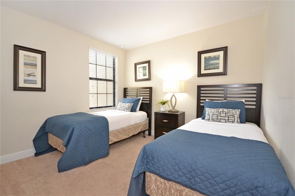 En Venta: $280,000 (3 camas, 2 baños, 1632 Pies cuadrados)