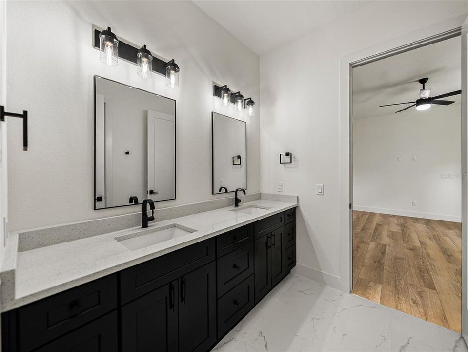 待售: $919,900 (5 贝兹, 4 浴室, 3197 平方英尺)