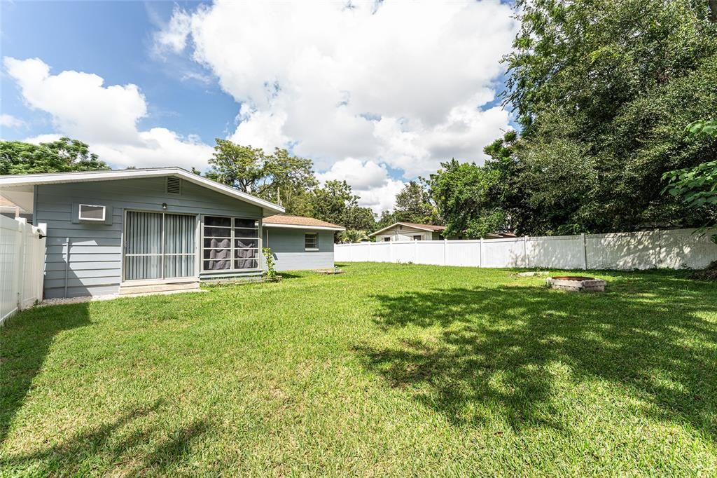 Activo con contrato: $199,999 (3 camas, 1 baños, 1192 Pies cuadrados)