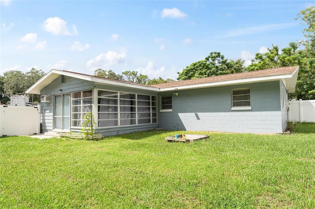 Activo con contrato: $199,999 (3 camas, 1 baños, 1192 Pies cuadrados)